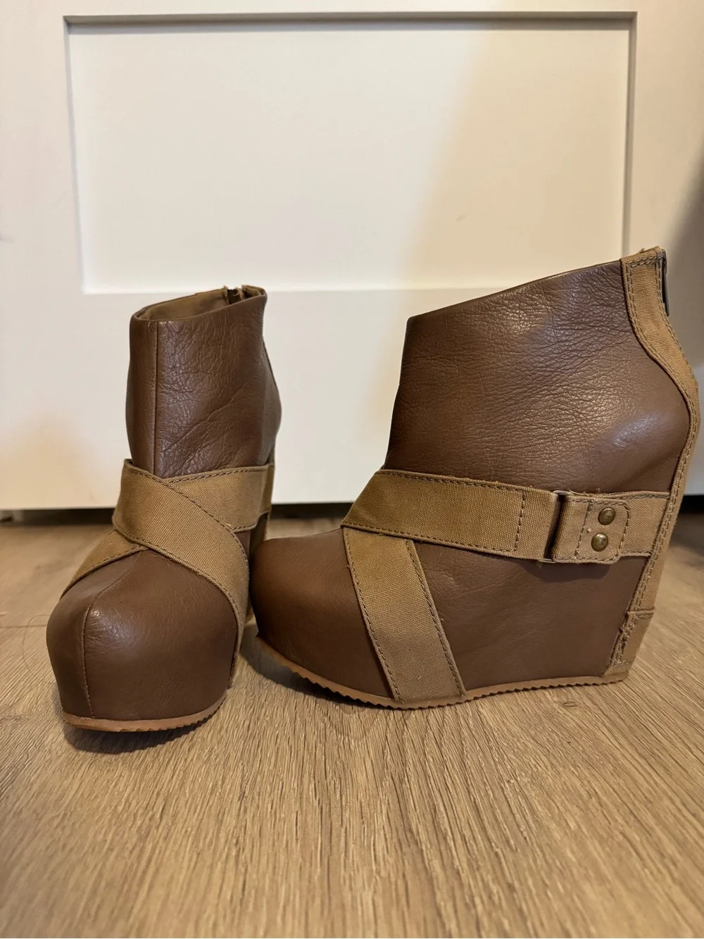 Aldo Two-Tone Brown Wedge Ankle Boots
